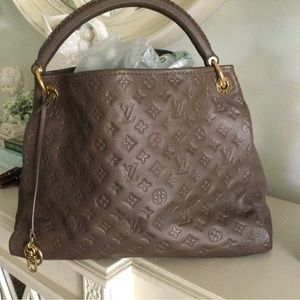 Louis Vuitton Artsy Empriente